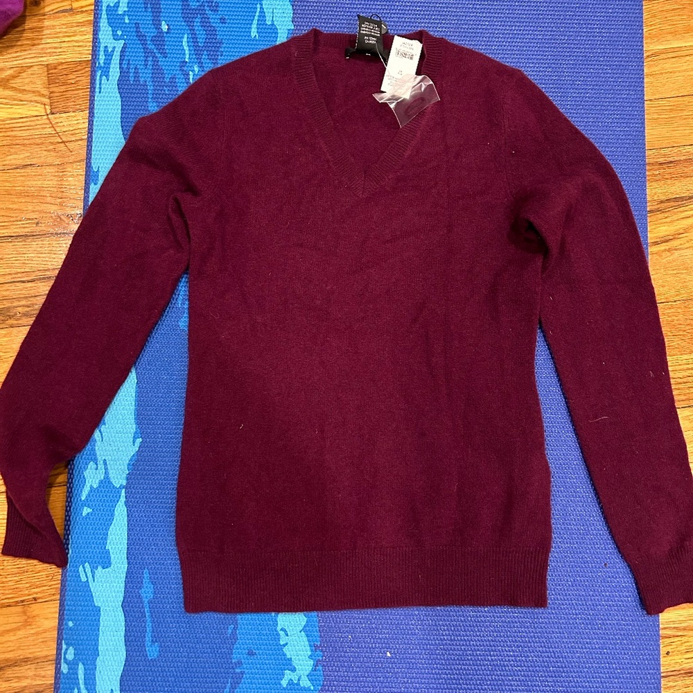 Lord & Taylor Cashmere Sweater